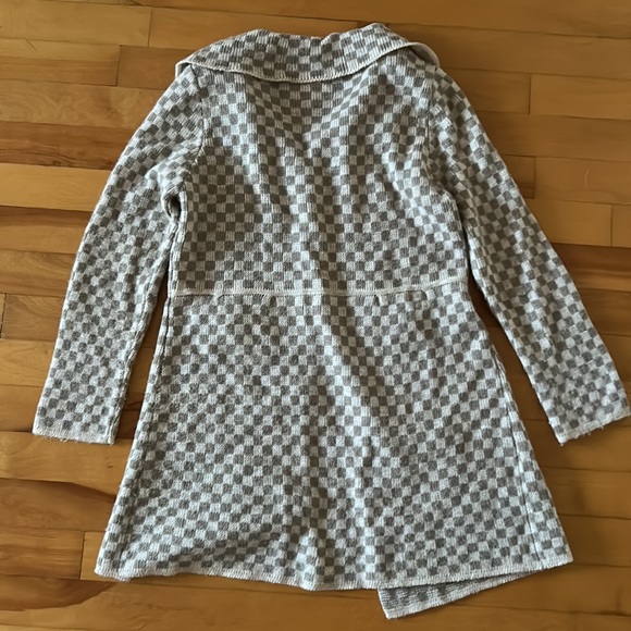 Vintage Checkered Sweater - Picture 4 of 4